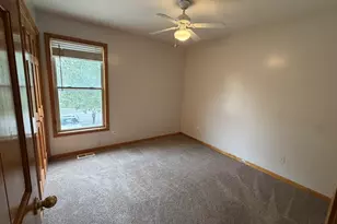 105 N Schmidt Rd, Bolingbrook, IL 60440 - Photo 6