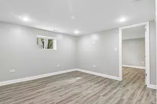1601 S 20th Ave, Maywood, IL 60153 - Photo 32