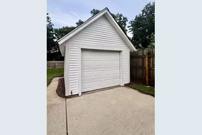 817 Chicago Street, Belvidere, IL 61008 - Photo 24