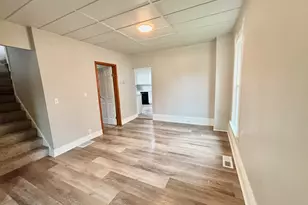 817 Chicago St, Belvidere, IL 61008 - Photo 16