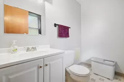 1807 Elmwood Drive, Lindenhurst, IL 60046 - Photo 12