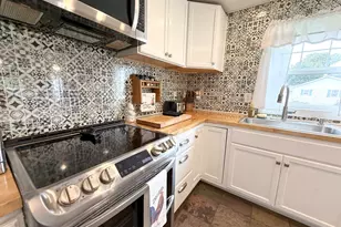 800 E 2nd St, Rock Falls, IL 61071 - Photo 14