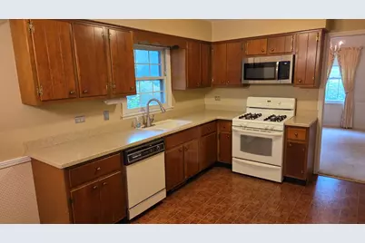 26W271 Parkway Drive, Winfield, IL 60190 - Photo 8