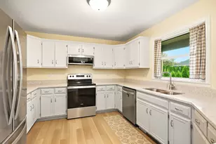1213 Kramer Ln, Sandwich, IL 60548 - Photo 12