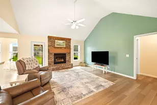 1213 Kramer Ln, Sandwich, IL 60548 - Photo 6
