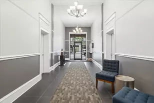 5647 N Clark St, Chicago, IL 60660 - Photo 26