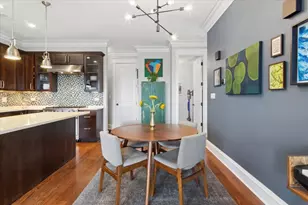 5647 N Clark St, Chicago, IL 60660 - Photo 10
