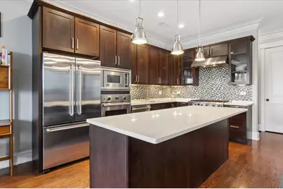 5647 N Clark Street #402, Chicago, IL 60660 - Photo 12