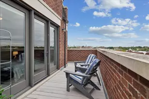 5647 N Clark St, Chicago, IL 60660 - Photo 20