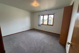 8659 Meade Ave, Burbank, IL 60459 - Photo 14
