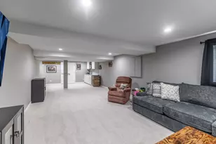 1207 Angle Tarn, West Dundee, IL 60118 - Photo 18