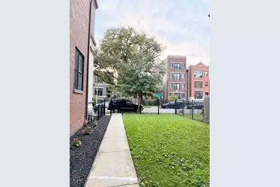 4829 S Champlain Avenue #1, Chicago, IL 60615 - Photo 2