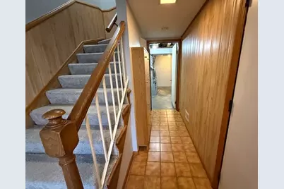 1990 Oxford Lane, Hoffman Estates, IL 60169 - Photo 2