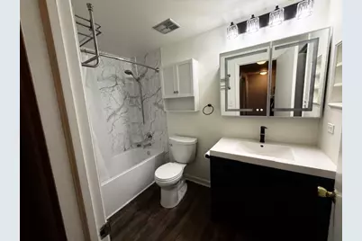 1990 Oxford Lane, Hoffman Estates, IL 60169 - Photo 10