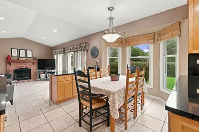 16 Copperwood Drive, Buffalo Grove, IL 60089 - Photo 14