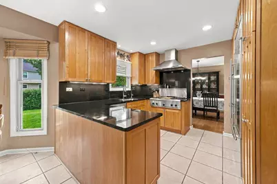 16 Copperwood Drive, Buffalo Grove, IL 60089 - Photo 12