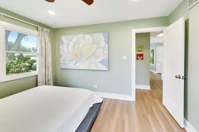 401 E Elk Grove Boulevard, Elk Grove Village, IL 60007 - Photo 14