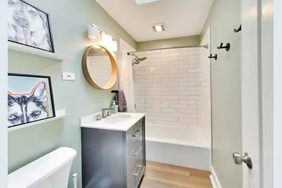 401 E Elk Grove Boulevard, Elk Grove Village, IL 60007 - Photo 22