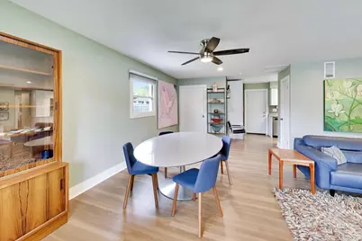 401 E Elk Grove Boulevard, Elk Grove Village, IL 60007 - Photo 6
