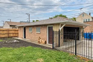 4559 S California Ave, Chicago, IL 60632 - Photo 2