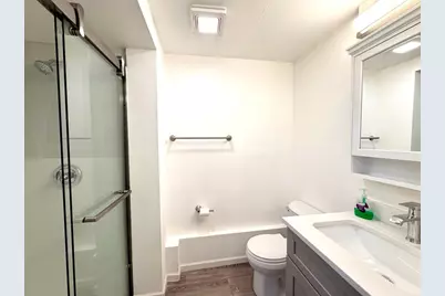 2240 S Wentworth Avenue #3F, Chicago, IL 60616 - Photo 8