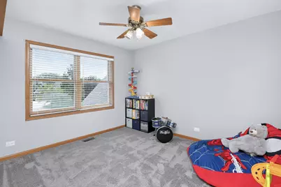 2121 Burnham Court, Algonquin, IL 60102 - Photo 26