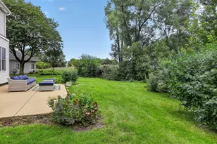 2121 Burnham Ct, Algonquin, IL 60102 - Photo 30