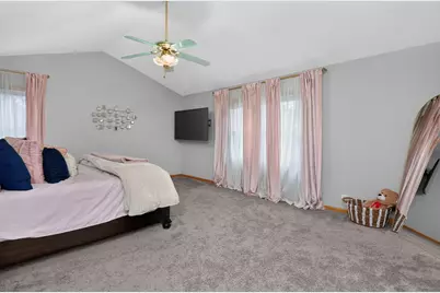 2121 Burnham Court, Algonquin, IL 60102 - Photo 20
