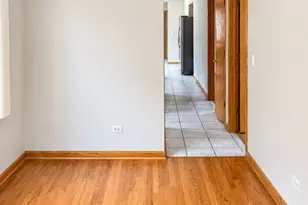 5203 W Carmen Ave, Chicago, IL 60630 - Photo 12