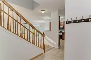 321 Grape Vine Trail, Oswego, IL 60543 - Photo 4