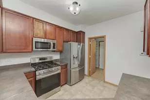 321 Grape Vine Trail, Oswego, IL 60543 - Photo 12
