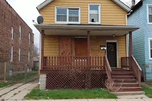 11520 S Perry Ave, Chicago, IL 60628 - Photo 1