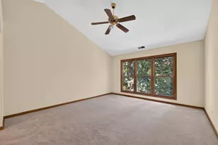 1561 Treeline Ct, Naperville, IL 60565 - Photo 20