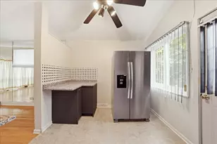 8343 S Kenwood Ave, Chicago, IL 60619 - Photo 6