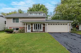 129 Delaware Dr, Bolingbrook, IL 60440 - Photo 1