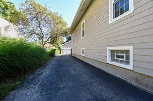 805 N Dunton Ave, Arlington Heights, IL 60004 - Photo 36
