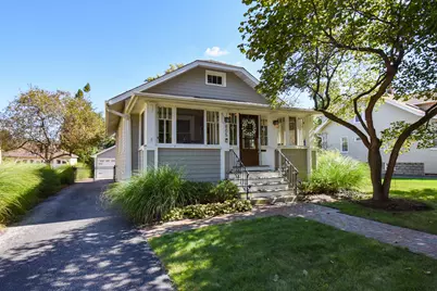 805 N Dunton Avenue, Arlington Heights, IL 60004 - Photo 2