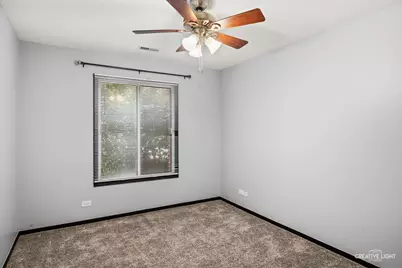 835 Farnham Lane #D, Wheaton, IL 60189 - Photo 8
