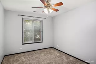 835 Farnham Ln, Wheaton, IL 60189 - Photo 8