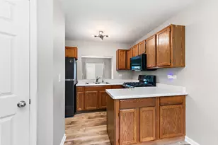 1015 Briden Dr, Marengo, IL 60152 - Photo 10