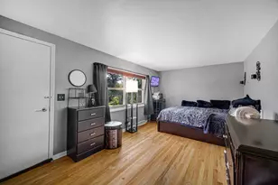 205 Sharon Dr, Sleepy Hollow, IL 60118 - Photo 12