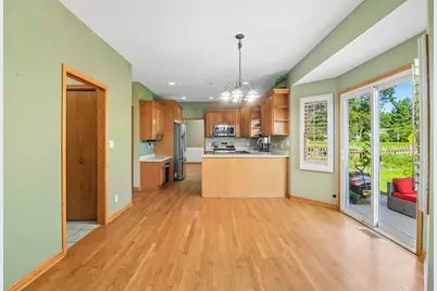 485 Spring Ridge Drive, Crystal Lake, IL 60012 - Photo 8