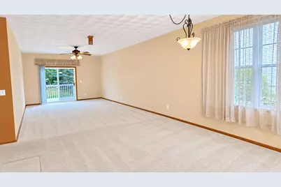 10152 Monarch Road #3, Roscoe, IL 61073 - Photo 8