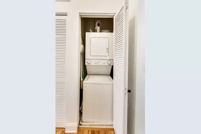 1659 W Addison Street #1, Chicago, IL 60613 - Photo 18