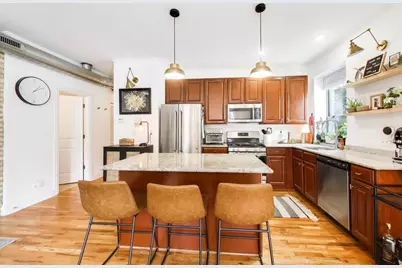 1659 W Addison Street #1, Chicago, IL 60613 - Photo 6