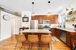 1659 W Addison St, Chicago, IL 60613 - Photo 6