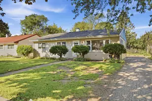 2132 Linden Ave, Waukegan, IL 60087 - Photo 2