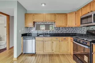 2595 N Augusta Dr, Wadsworth, IL 60083 - Photo 12