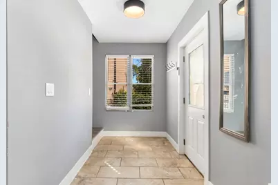 6562 N Damen Avenue, Chicago, IL 60645 - Photo 2