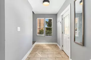 6562 N Damen Ave, Chicago, IL 60645 - Photo 2
